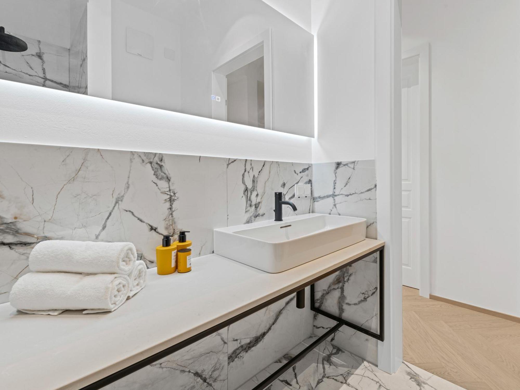 Gt7 Apartments District 9 - Managed By Sky9 Apartments Viena Exterior foto